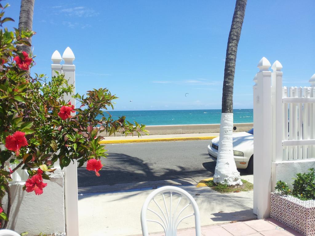 Tres Palmas Inn San Juan Esterno foto